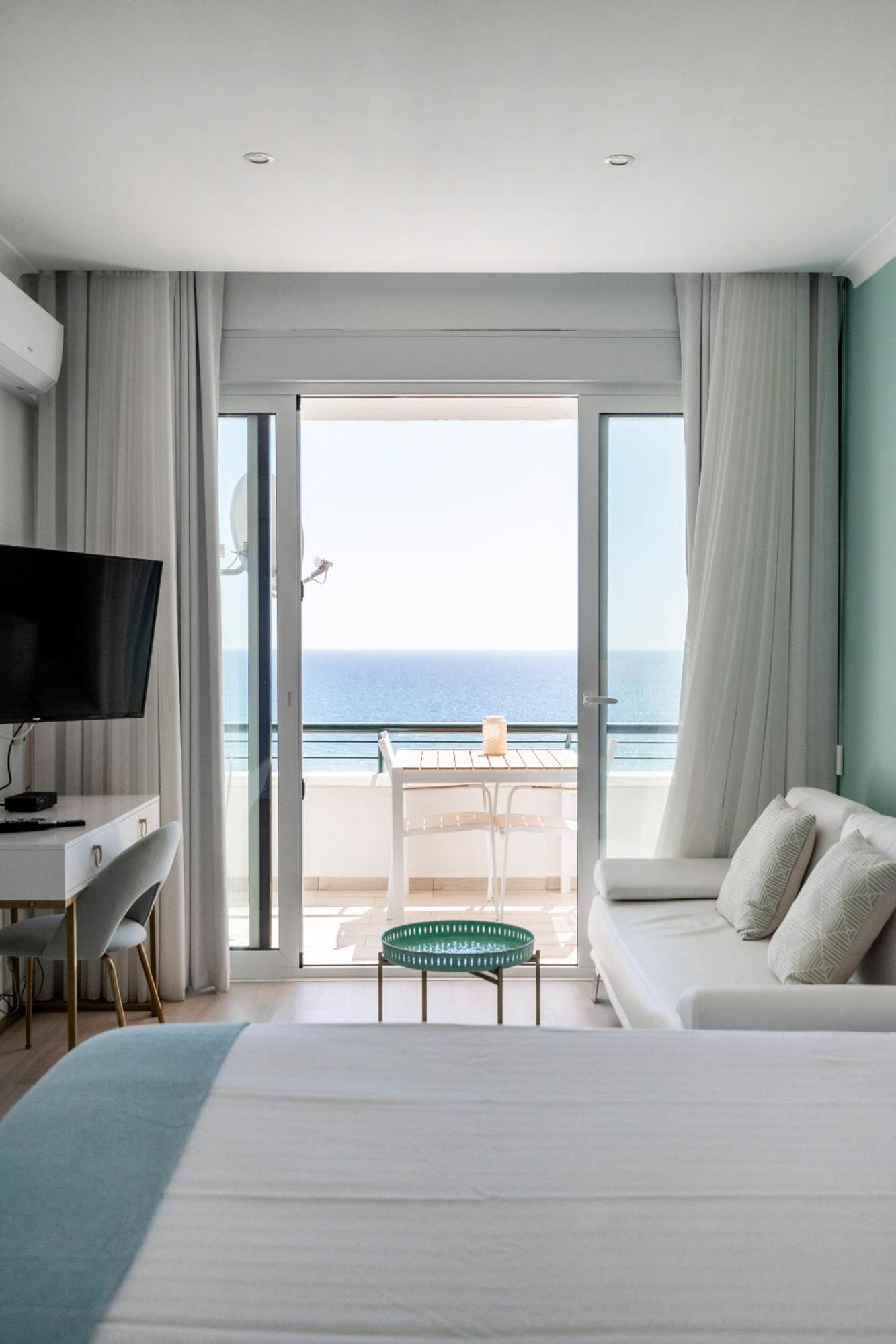 Sea Lovers - Sea Front - Studio Apartment มงติกอร์โด ภายนอก รูปภาพ